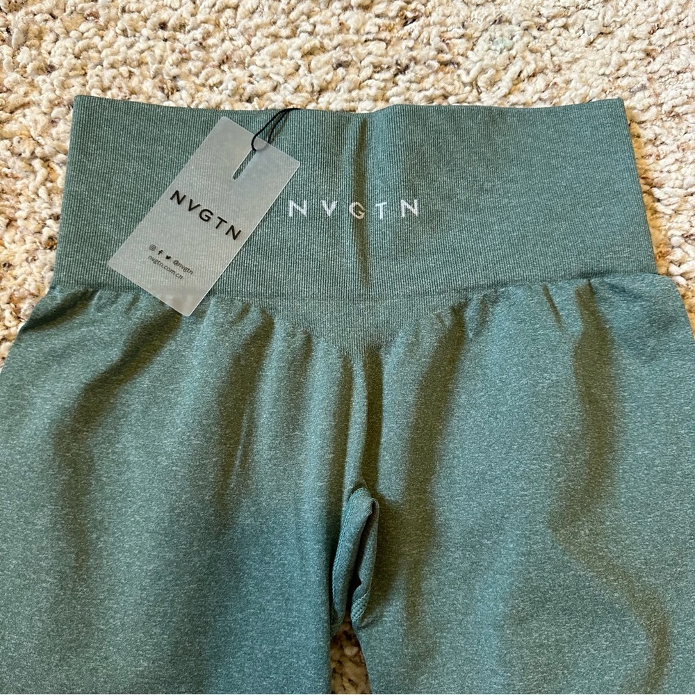 NVGTN Seamless Leggings Green Size Small